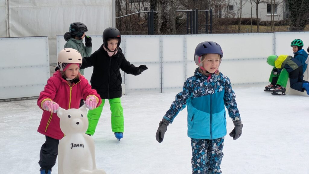 2c39d32f-2d36-43a1-b870-9fb67174d0a7